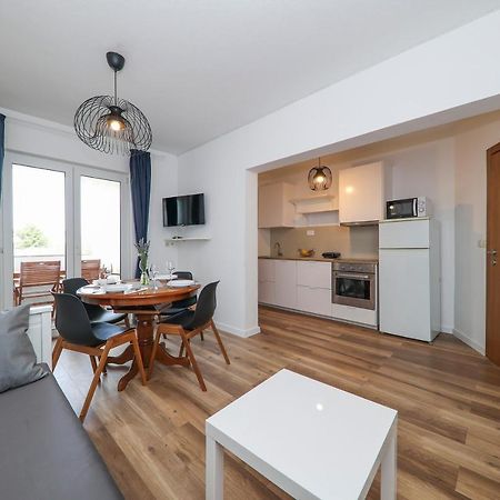 Apartmani Maestral Dobropoljana Luaran gambar