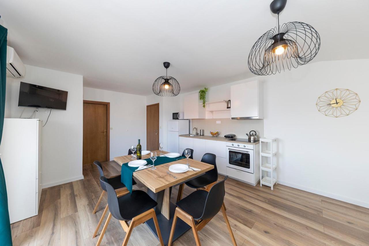Apartmani Maestral Dobropoljana Luaran gambar