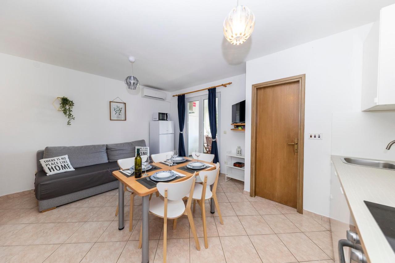 Apartmani Maestral Dobropoljana Luaran gambar